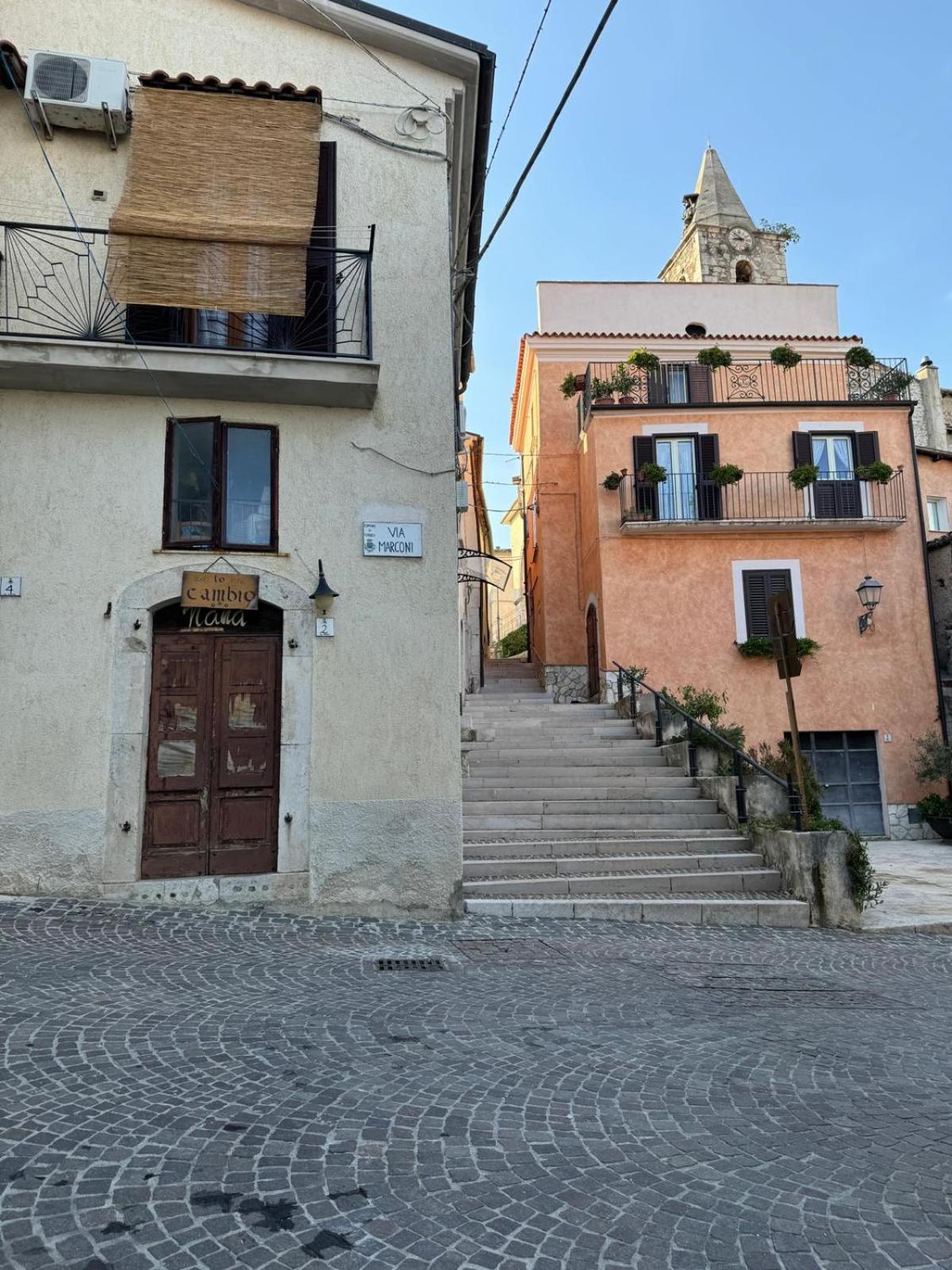 Da Riccardo Apartment Fornelli Luaran gambar